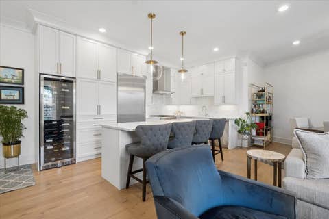 Tiny photo for 3808 N Lincoln Avenue #203, Chicago, IL 60613 (MLS # 12697963)
