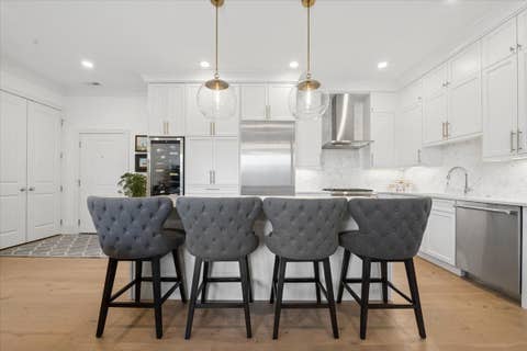 Tiny photo for 3808 N Lincoln Avenue #203, Chicago, IL 60613 (MLS # 12697963)
