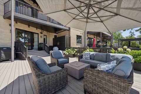 Tiny photo for 3808 N Lincoln Avenue #203, Chicago, IL 60613 (MLS # 12697963)