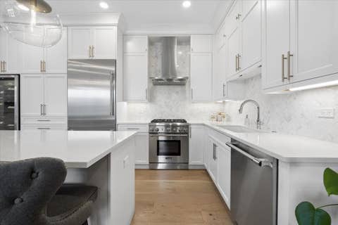 Tiny photo for 3808 N Lincoln Avenue #203, Chicago, IL 60613 (MLS # 12697963)