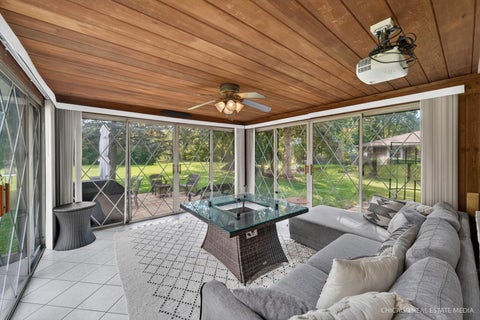 Tiny photo for 465 N Shady Oaks Drive, Elgin, IL 60120 (MLS # 12762734)