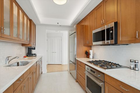 Tiny photo for 130 N Garland Court #5204, Chicago, IL 60602 (MLS # 12514477)