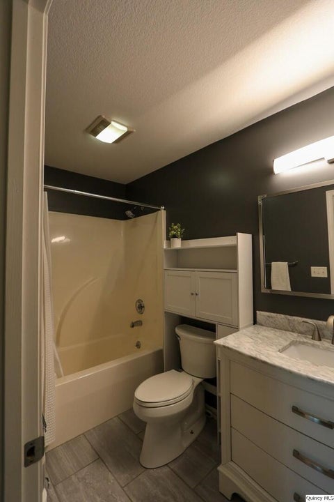 Tiny photo for 2901 Hayfield Lane, Quincy, IL 62301 (MLS # 12627509)