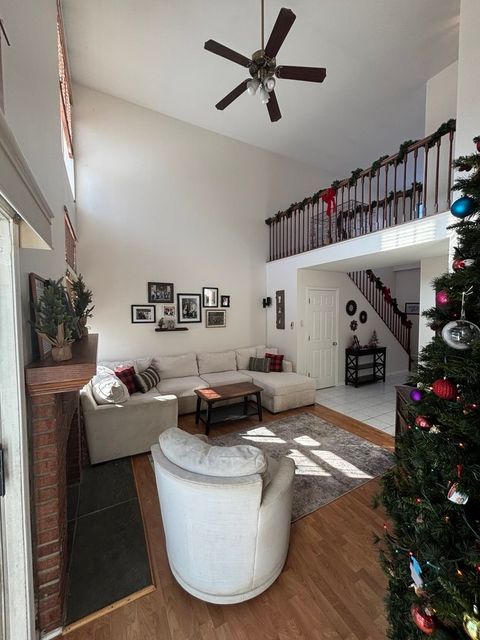 Tiny photo for 121 Crescent Lane #121, Schaumburg, IL 60193 (MLS # 12519802)