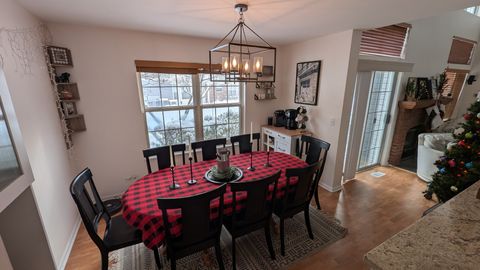 Tiny photo for 121 Crescent Lane #121, Schaumburg, IL 60193 (MLS # 12519802)