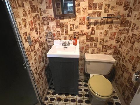 Tiny photo for 6031 S Merrimac Avenue, Chicago, IL 60638 (MLS # 12632406)