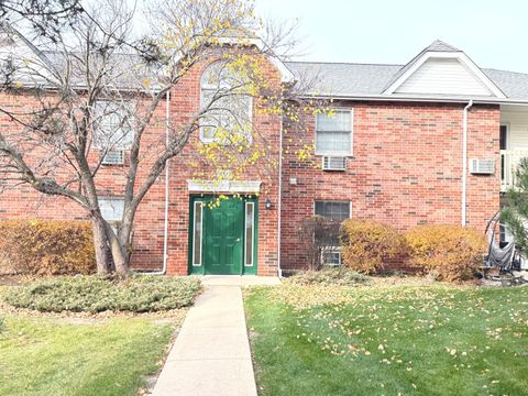 Tiny photo for Woodstock, IL 60098 (MLS # 12511902)