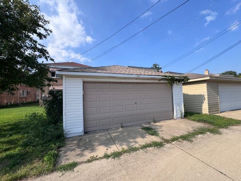 Tiny photo for 10309 Chaucer Street, Westchester, IL 60154 (MLS # 12729865)
