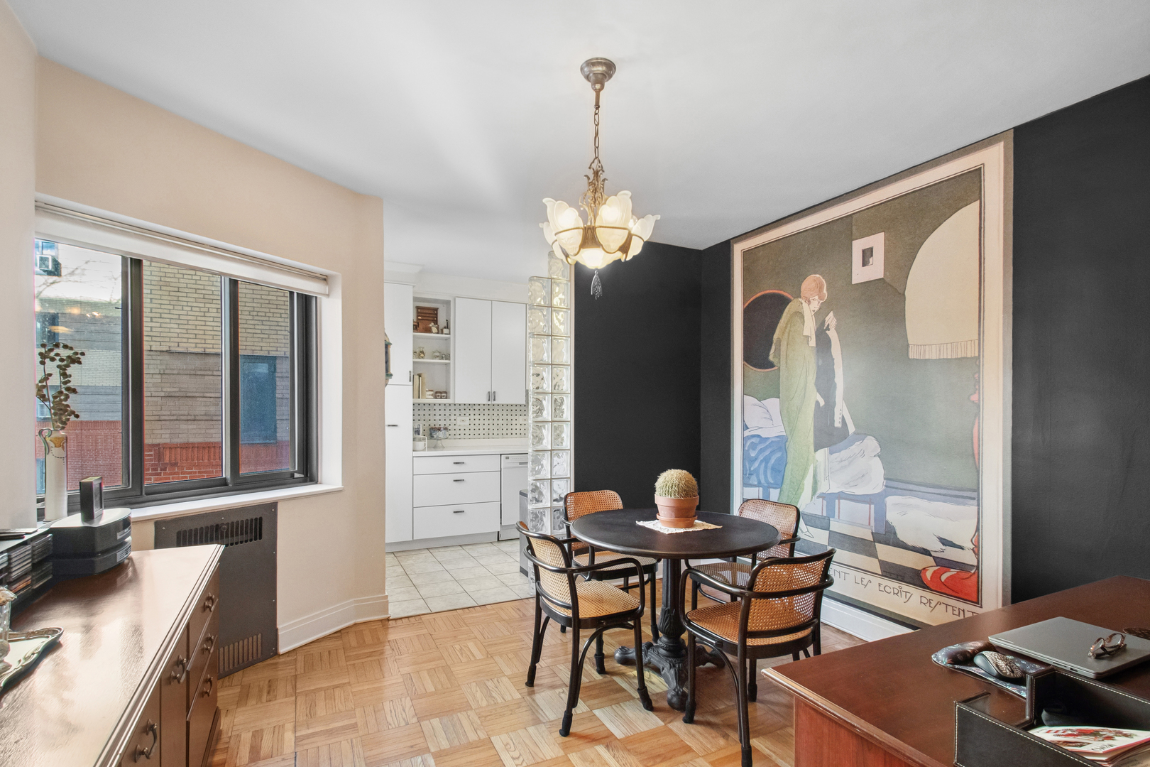 5048 N Marine Drive C3