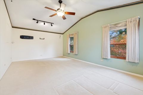 Tiny photo for 5440 S Edgewood Avenue, La Grange Highlands, IL 60525 (MLS # 12521084)