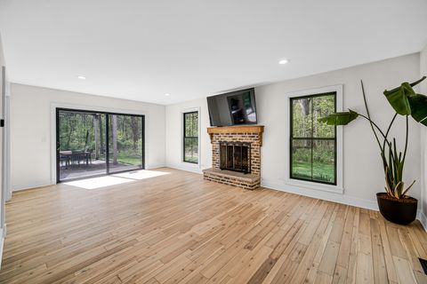 Tiny photo for 4N541 Crane Lane, St. Charles, IL 60175 (MLS # 12634829)