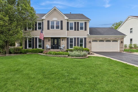Photo of 721 Ambria Drive, Mundelein, IL 60060 (MLS # 12651071)