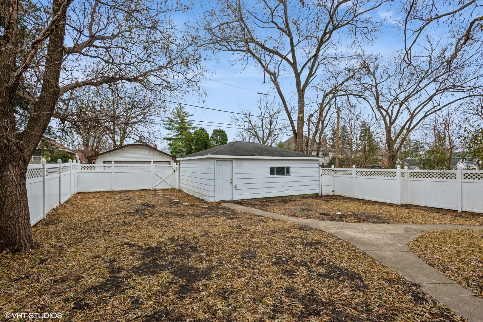 261 N Evergreen Avenue