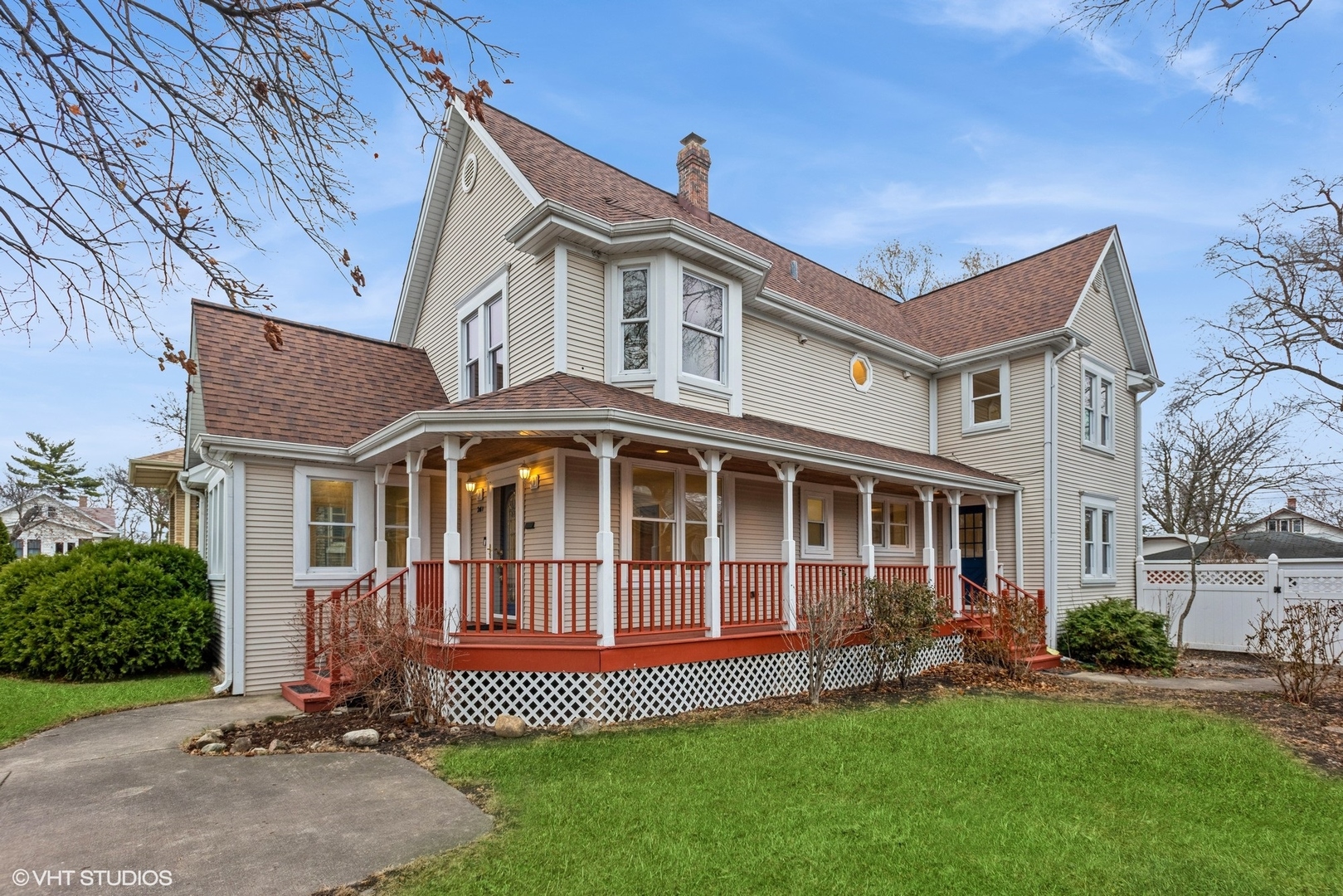 261 N Evergreen Avenue