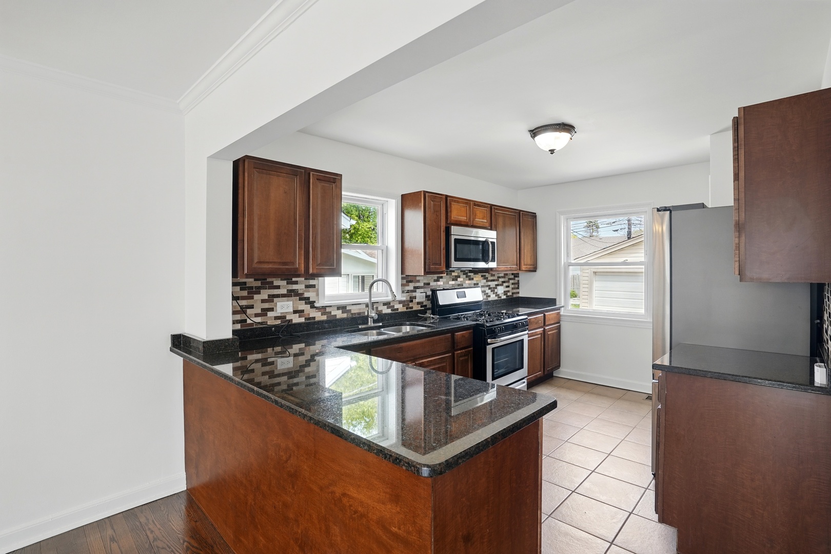 5222 Wright Terrace