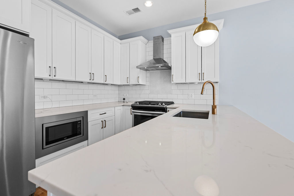 4337 S Berkeley Avenue 2