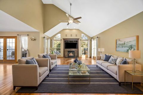 Tiny photo for 912 Middleton Avenue, Lisle, IL 60532 (MLS # 12468346)