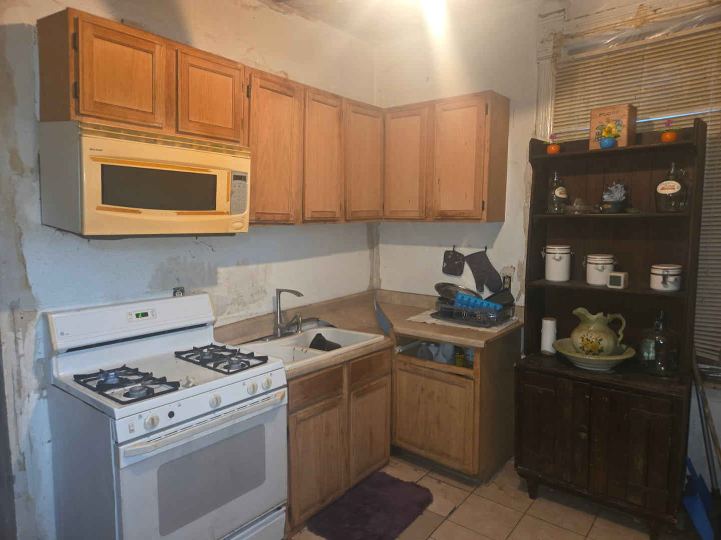 5914 S Princeton Avenue