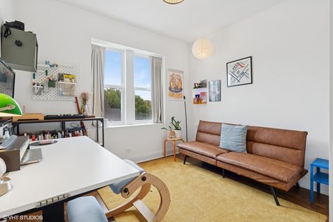Tiny photo for 3555 W Lyndale Street #3B, Chicago, IL 60647 (MLS # 12473553)