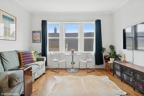 Tiny photo for 3555 W Lyndale Street #3B, Chicago, IL 60647 (MLS # 12473553)
