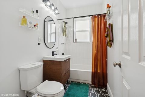 Tiny photo for 3555 W Lyndale Street #3B, Chicago, IL 60647 (MLS # 12473553)
