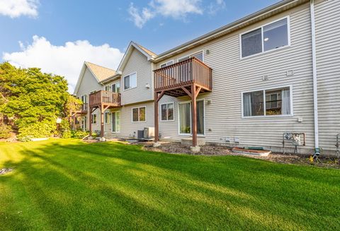 Tiny photo for 2949 Saganashkee Lane, Naperville, IL 60564 (MLS # 12459348)