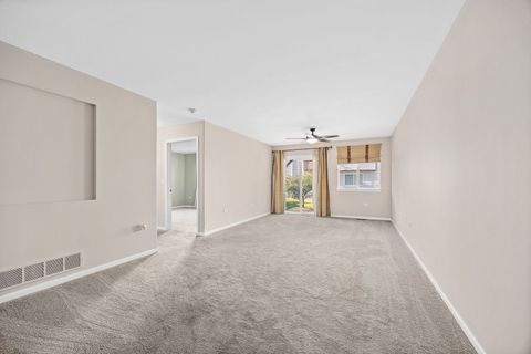 Tiny photo for 2949 Saganashkee Lane, Naperville, IL 60564 (MLS # 12459348)