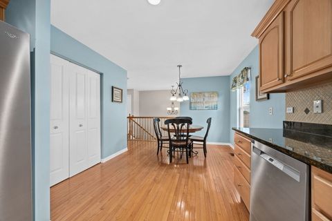 Tiny photo for 2949 Saganashkee Lane, Naperville, IL 60564 (MLS # 12459348)
