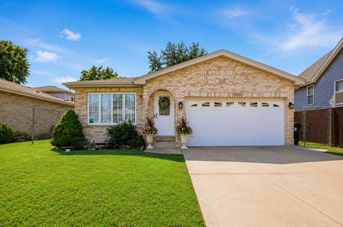 Photo of 7516 Odell Avenue, Bridgeview, IL 60455 (MLS # 12698352)