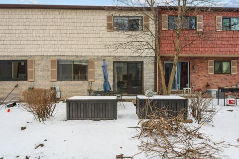 Tiny photo for 1528 Chippewa Trail, Wheeling, IL 60090 (MLS # 12603982)