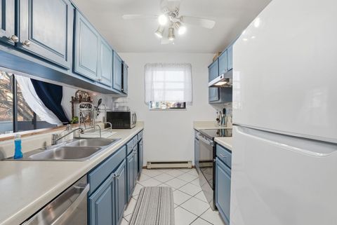 Tiny photo for 1367 N Winslowe Drive #204, Palatine, IL 60074 (MLS # 12579399)