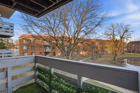 Tiny photo for 1367 N Winslowe Drive #204, Palatine, IL 60074 (MLS # 12579399)