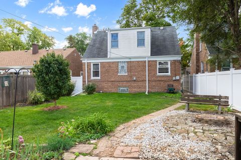 Tiny photo for 9532 Jackson Avenue, Brookfield, IL 60513 (MLS # 12476301)