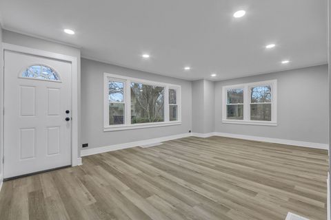 Tiny photo for 31 W US Highway 45, Vernon Hills, IL 60061 (MLS # 12601516)