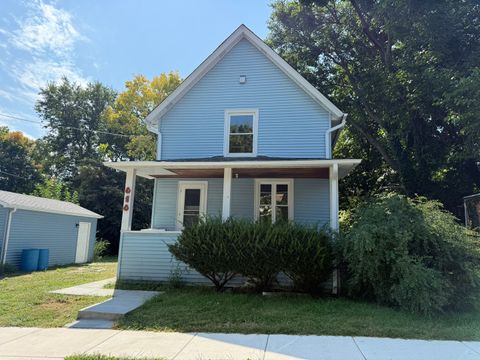 Photo of 618 Napoleon Street, Rockford, IL 61103 (MLS # 12476631)