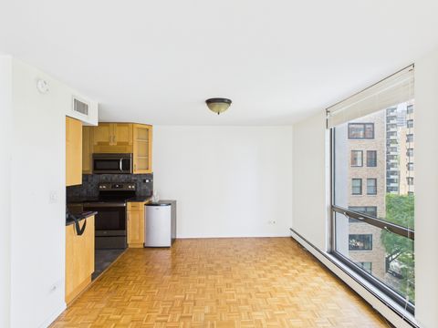 Tiny photo for 1310 N Ritchie Court #7D, Chicago, IL 60610 (MLS # 12441023)