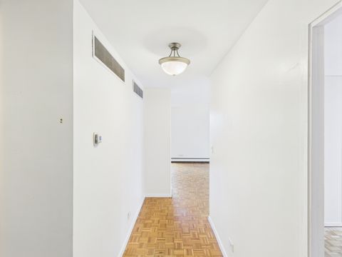 Tiny photo for 1310 N Ritchie Court #7D, Chicago, IL 60610 (MLS # 12441023)