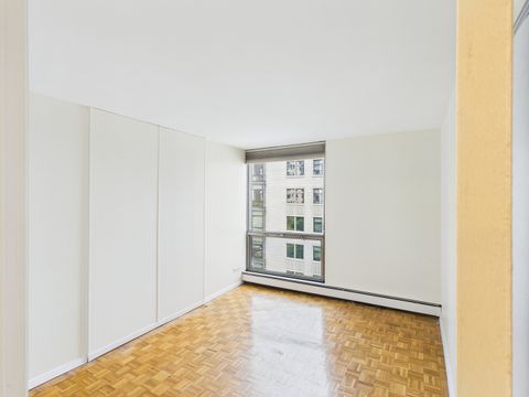 Tiny photo for 1310 N Ritchie Court #7D, Chicago, IL 60610 (MLS # 12441023)