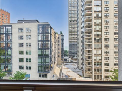 Tiny photo for 1310 N Ritchie Court #7D, Chicago, IL 60610 (MLS # 12441023)