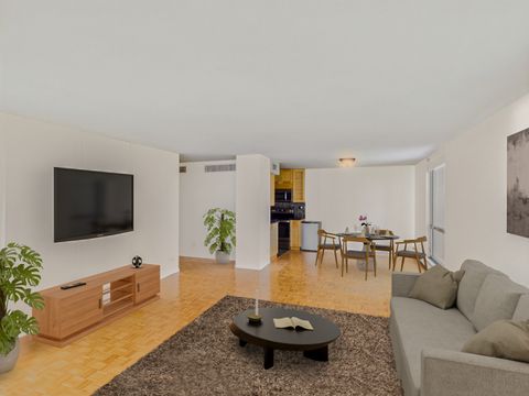 Tiny photo for 1310 N Ritchie Court #7D, Chicago, IL 60610 (MLS # 12441023)