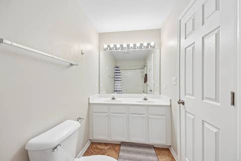 Tiny photo for 673 E FOUNTAINVIEW Drive #673, Mundelein, IL 60060 (MLS # 12687302)