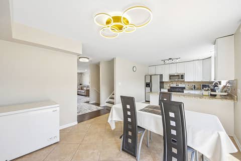 Tiny photo for 673 E FOUNTAINVIEW Drive #673, Mundelein, IL 60060 (MLS # 12687302)