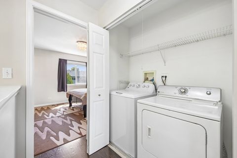 Tiny photo for 673 E FOUNTAINVIEW Drive #673, Mundelein, IL 60060 (MLS # 12687302)