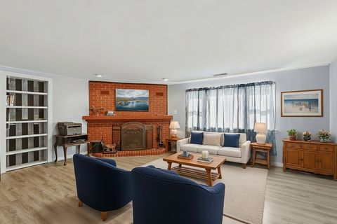 Tiny photo for 1000 W Superior Street, Ottawa, IL 61350 (MLS # 12534610)