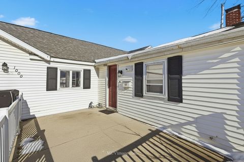 Tiny photo for 1000 W Superior Street, Ottawa, IL 61350 (MLS # 12534610)
