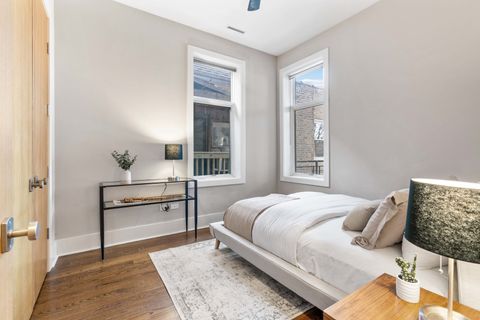 Tiny photo for 1740 W Cornelia Avenue #203, Chicago, IL 60657 (MLS # 12551201)