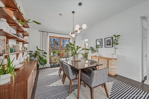 Tiny photo for 4917 W Glenbrook Trail, McHenry, IL 60050 (MLS # 12613820)