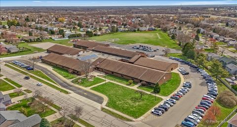 Tiny photo for 4917 W Glenbrook Trail, McHenry, IL 60050 (MLS # 12613820)