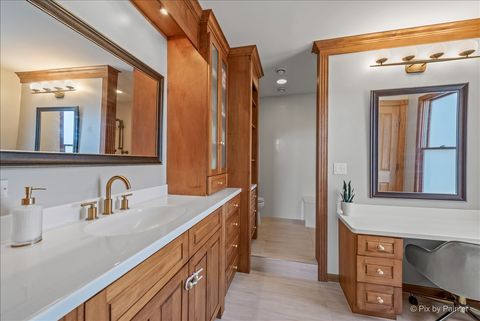 Tiny photo for 4917 W Glenbrook Trail, McHenry, IL 60050 (MLS # 12613820)