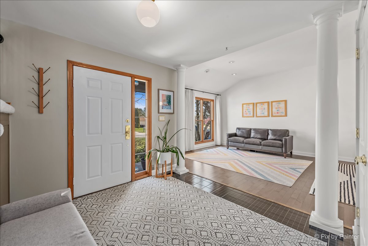 4917 W Glenbrook Trail